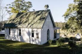 Lower Portland Cabin | 1880's Church by the Colo River