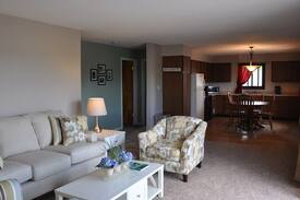 Suttons Bay Apartment | Suttons Bay North Beach Condominium