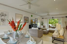 Little Battaleys Villa | Battaleys Mews 1