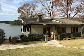 Acworth House | Lake Allatoona Vacation Lakehouse