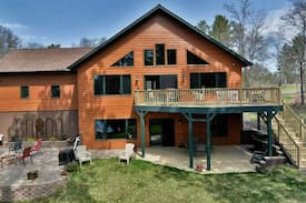 Minong House | Lazy Dog Lodge - Minong Flowage Lakefront Home