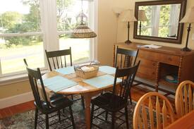 Peaks Island House | Peaks Island: Whitehead Lodge