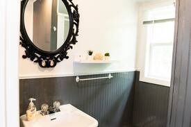 North Adams House | Mahican Cabin - A Private Nature's Reserve For 2