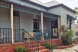 Stawell House | 'Papillon' - Stawell/Grampians pet friendly base