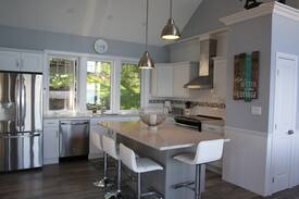 Prince Edward Cabin | Bay Vista Cottage in Prince Edward County