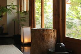 Cheongunhyoja-dong House | Hanok Rental House in Central Seoul 한옥 렌탈 하우스(독채)