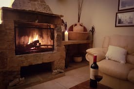 Mgarr Cabin | Bingemma Paradise Farmhouse in the heart of Nature