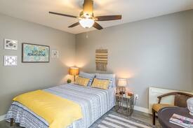 Willo House | Wanderlust Guesthouse - Close to Lightrail