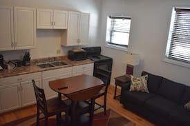 Marlinton Apartment | The River Trail Suites #22
