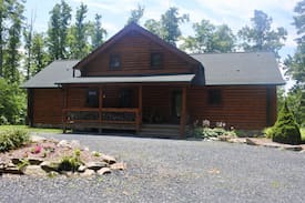 Newland Cabin | Hickory Hideaway