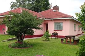 Harare House | Spacious Tawana Guest House ..!!