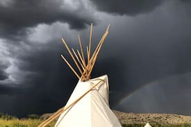 Alpine Other | Comanche Cabin (Tipi @BigBendGlamping)