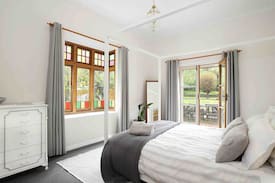 Leura Cabin | Blue Cockatoo - Cottage Leura