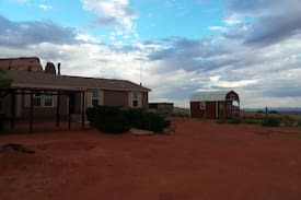 Monument Valley Bed & Breakfast | Teardrop Arch Bed & Breakfast