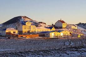 Ofanleiti Apartment | Þorlaugargerði - Beautiful cosy summerhouse