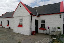 Liscannor Cabin | Clairs Cottage, Cliffs of Moher