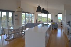 Goode Beach House | Goode Beach Retreat - Bay, Lake & Albany WA Views