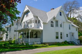 New Berlin House | The Magnolia House