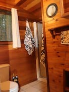 Galiano Cabin | THE HUMBLE COTTAGE