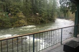 Yacolt Cabin | Enchanting RIVERFRONT Lewis River Vacation Cabin