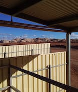 Andamooka House | Modern Opal Field Accomodation, Andamooka