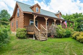 Waynesville Cabin | Apple Blossom Cabin
