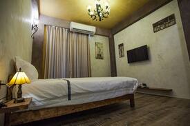 Tainan City Centre Apartment | 樂居赤嵌 A.E.Tainan 透天4F一層一間。新屋落成，(附平面車位)
