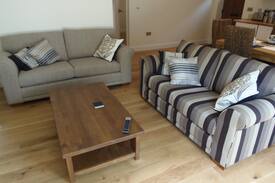 Littlehampton Cabin | Hunters Retreat near Arundel Castle and the beach