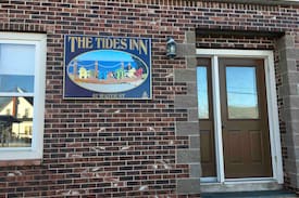Pugwash Apartment | The Tides Inn - Sailboat Cottage