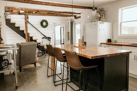 Mahone Bay House | Across The Cove Beach House - close to Nordic Spa
