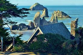 Bandon Cabin | Old Rustic Beach Cabin