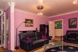 Sarajevska Apartment | Spacious, luxury 2-BDR /2 bath apt