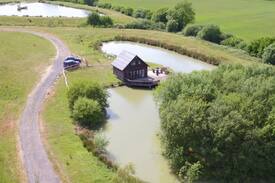 Scaynes Hill House | Lakeside Retreat- A completely secluded cabin