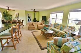 Marathon House | Sombrero Serenity