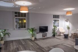 Douglas Apartment | Kent Apartments No 3 - Tourism Registered