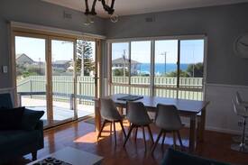 Port Elliot House | Rosetta Beach Cottage - Sea Views