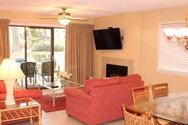 Arcadian Shores Apartment | Richmond Park - Richmond Park 15-C