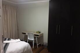 Amalinda Apartment | Gwivemos Apartment 2 @11a Virginia