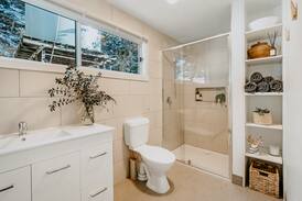 Ventnor Other | The Little Grey Farm Stay- Central Location
