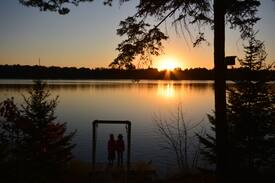 Lake Tomahawk Cabin | Watters Edge Retreat - Lakeside Cabin