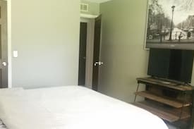Altamonte Springs House | Cozy Master Bedroom with private bath at 812