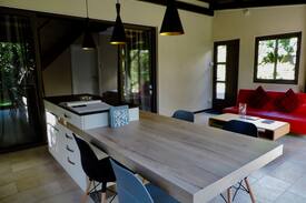 Pamplemousses House | Cosy Guesthouse
