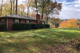 Blowing Rock Cabin | Deer View Cottage