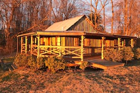 Abingdon Cabin | Watauga Station Cabin on “Virginia Creeper Trail”