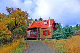 San Juan River Village Cabin | Acorn Cottage Forest Cabin, Hot Tub, Private, View