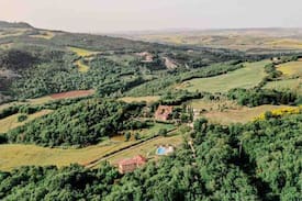 Castiglione d'Orcia Villa | Poderi Vignalunga wedding venue,up to 22 guests