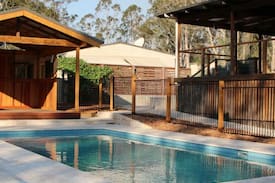 Sweetmans Creek House | Pepper Tree Cottage Wollombi
