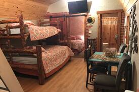 Mount Ida House | The Fox Den at Lake Ouachita
