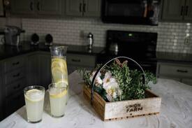 Middlebury House | Mayberry on 8 In Amish Country Sleeps 12+