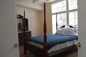 Wesley Chapel House | 30 night min - 10 guests on 3 acres -Wesley Chapel